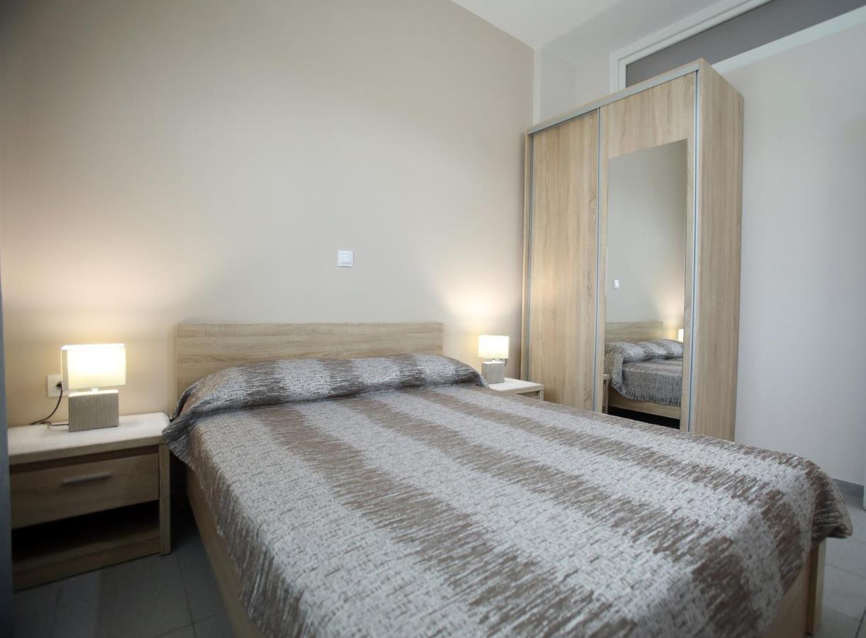 Pavlidis Apartment ซีวิรี ภายนอก รูปภาพ