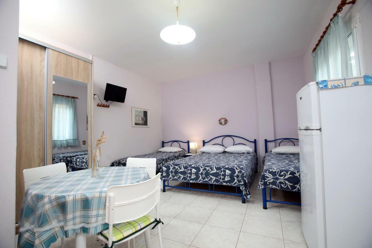Pavlidis Apartment ซีวิรี ภายนอก รูปภาพ